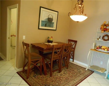 230 W Naomi Drive - Photo Thumbnail 9