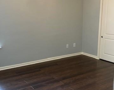 6719 Emerald Shire Lane - Photo Thumbnail 12