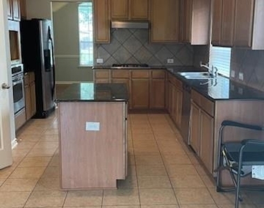 6719 Emerald Shire Lane - Photo Thumbnail 35