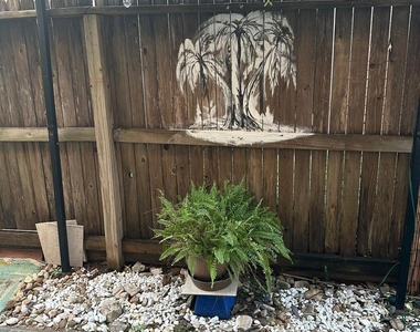 6410 Del Monte Drive - Photo Thumbnail 20