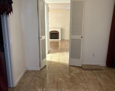 6410 Del Monte Drive - Photo Thumbnail 7