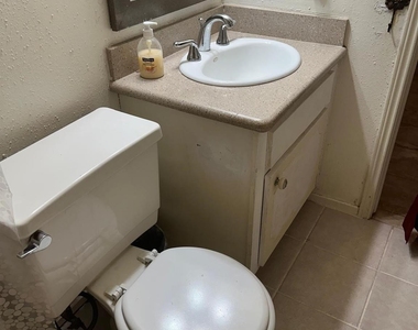 6410 Del Monte Drive - Photo Thumbnail 14