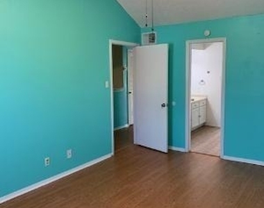 35 San Jacinto Drive - Photo Thumbnail 1
