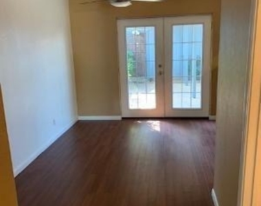 35 San Jacinto Drive - Photo Thumbnail 4