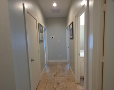 3574 Link Valley Drive - Photo Thumbnail 6