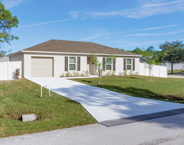 511 Trumpet Street Sw - Photo Thumbnail 4