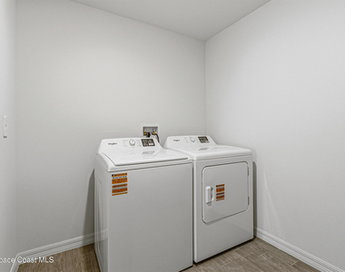 511 Trumpet Street Sw - Photo Thumbnail 17