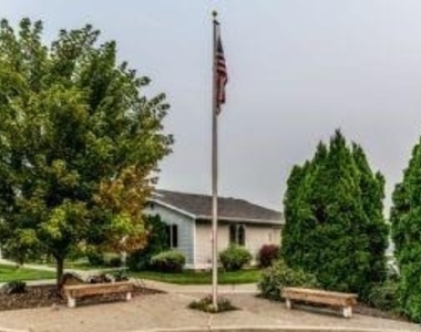 550 E 8th Ave - Photo Thumbnail 1