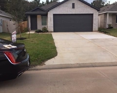 14861 North Ascot Bend Circle Circle - Photo Thumbnail 2