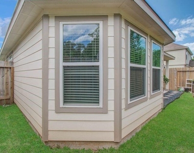 25416 Grotto Falls Lane - Photo Thumbnail 17