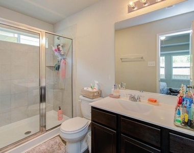 25416 Grotto Falls Lane - Photo Thumbnail 11