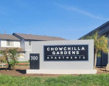 300 Myer Dr - Photo Thumbnail 2