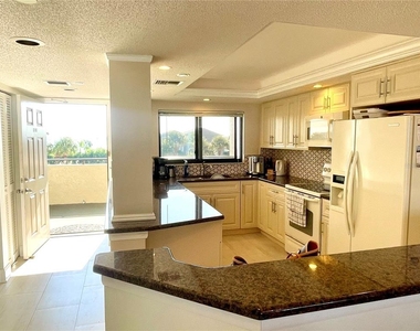 1290 Gulf Boulevard - Photo Thumbnail 2