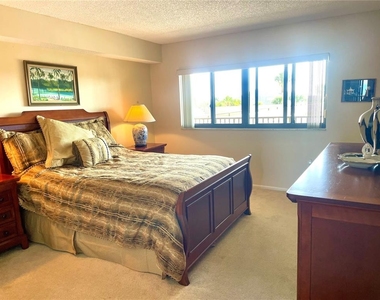1290 Gulf Boulevard - Photo Thumbnail 13