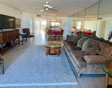 1290 Gulf Boulevard - Photo Thumbnail 9