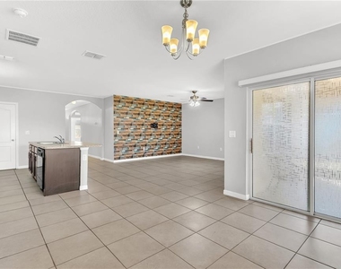 849 Sheen Circle - Photo Thumbnail 18