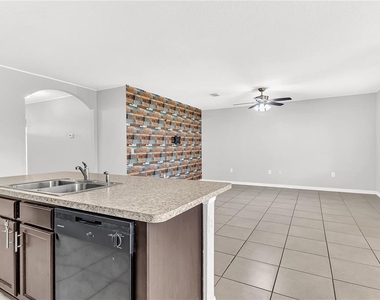 849 Sheen Circle - Photo Thumbnail 7