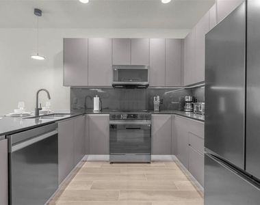 1411 Serendipity Lane - Photo Thumbnail 12