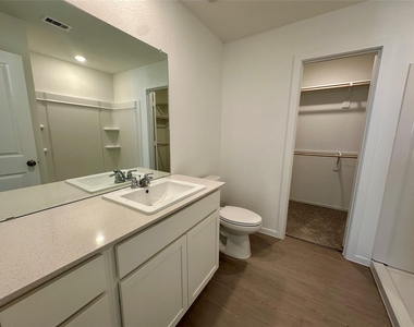 13310 Rayhill Drive - Photo Thumbnail 22