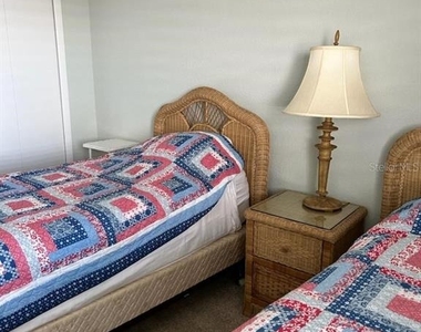 815 Ocean Shore Boulevard - Photo Thumbnail 10