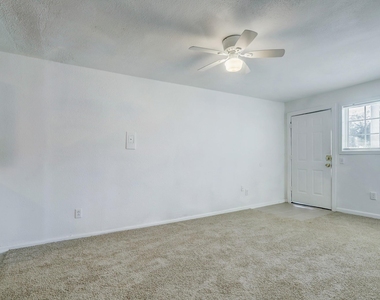 3823 Lydia Street - Photo Thumbnail 5