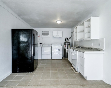 3823 Lydia Street - Photo Thumbnail 7