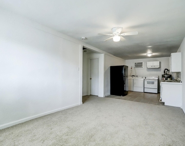 3823 Lydia Street - Photo Thumbnail 6