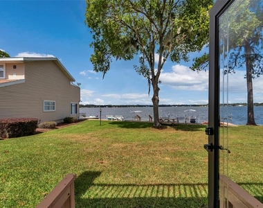 11001 Se Sunset Harbor Rd - Photo Thumbnail 12