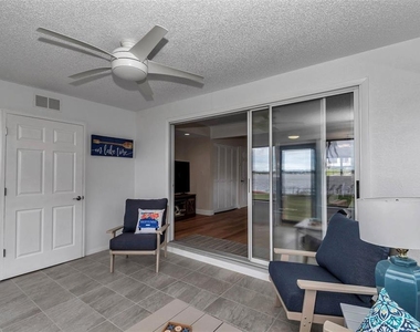11001 Se Sunset Harbor Rd - Photo Thumbnail 11