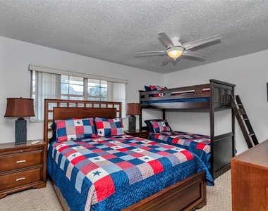 11001 Se Sunset Harbor Rd - Photo Thumbnail 17
