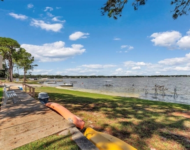 11001 Se Sunset Harbor Rd - Photo Thumbnail 2