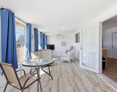 6628 Thorman Road - Photo Thumbnail 10