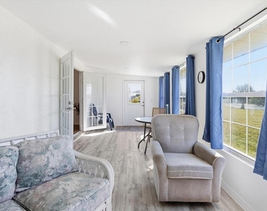 6628 Thorman Road - Photo Thumbnail 12