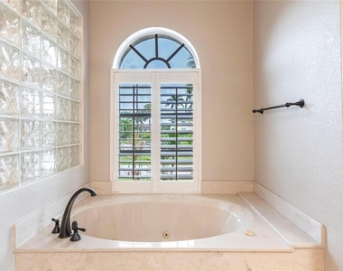 1503 Suzi Street - Photo Thumbnail 31