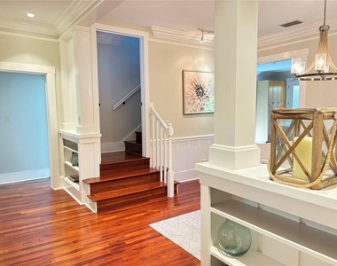 324 Julia Place - Photo Thumbnail 30