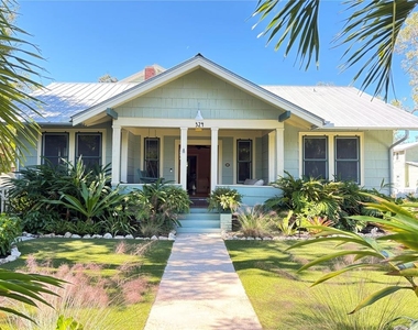 324 Julia Place - Photo Thumbnail 1