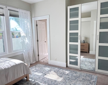 324 Julia Place - Photo Thumbnail 42