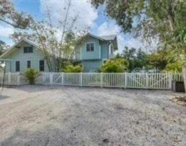 324 Julia Place - Photo Thumbnail 52