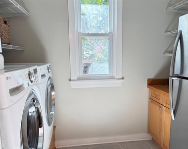 324 Julia Place - Photo Thumbnail 20