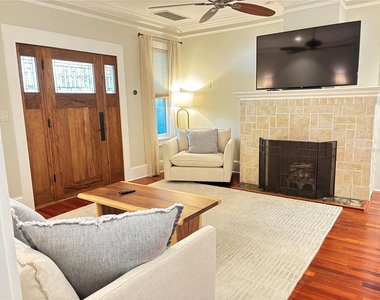 324 Julia Place - Photo Thumbnail 27