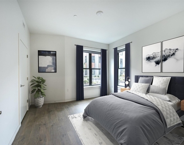 100 Cabot St - Photo Thumbnail 7
