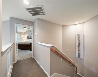 21 Stone Creek Place - Photo Thumbnail 19