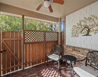 21 Stone Creek Place - Photo Thumbnail 6