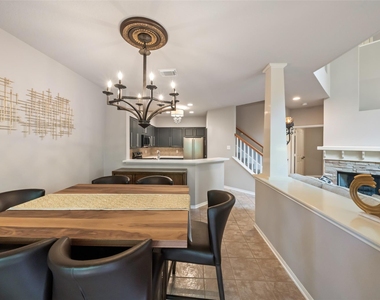 21 Stone Creek Place - Photo Thumbnail 16