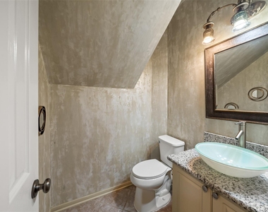 21 Stone Creek Place - Photo Thumbnail 17