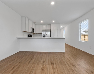 1044 Road 5203 - Photo Thumbnail 15