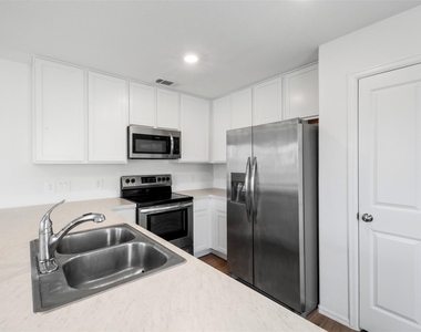 1044 Road 5203 - Photo Thumbnail 18
