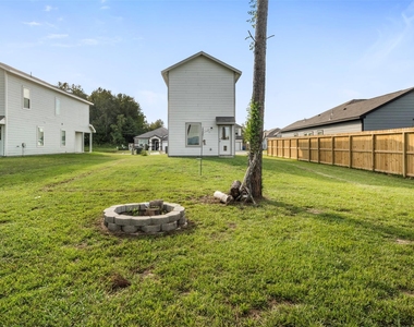 1044 Road 5203 - Photo Thumbnail 9
