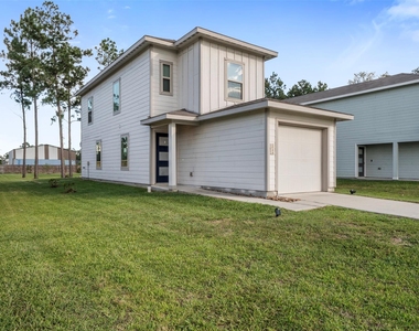 1044 Road 5203 - Photo Thumbnail 1