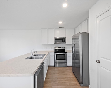 1044 Road 5203 - Photo Thumbnail 17